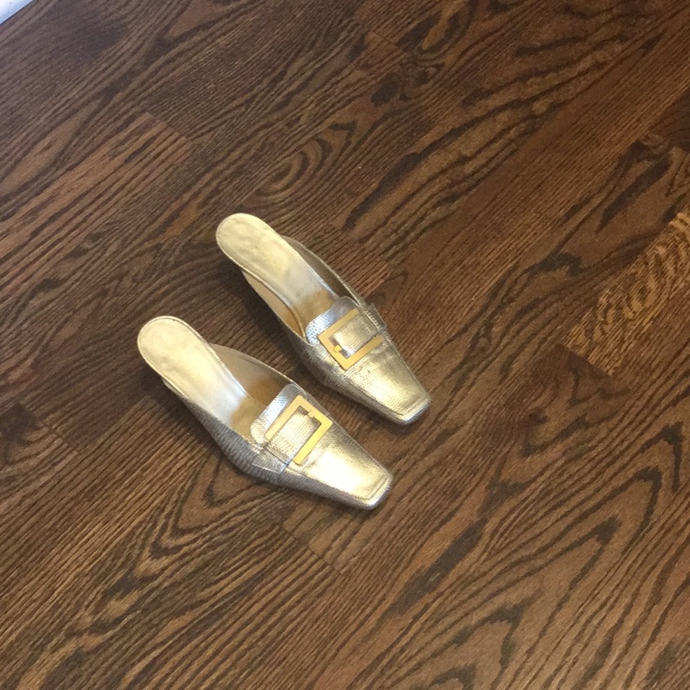 Escada mules